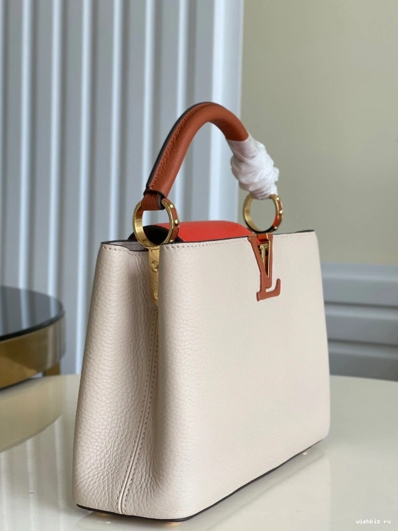 WIS CAPUCINES VUITTON LOUIS BB 0723